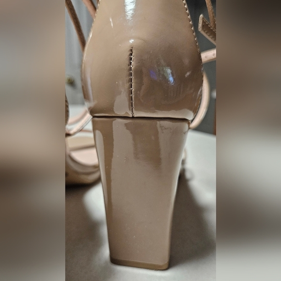 Chinese Laundry Nude Strappy Heels Size 10 - Picture 8 of 11